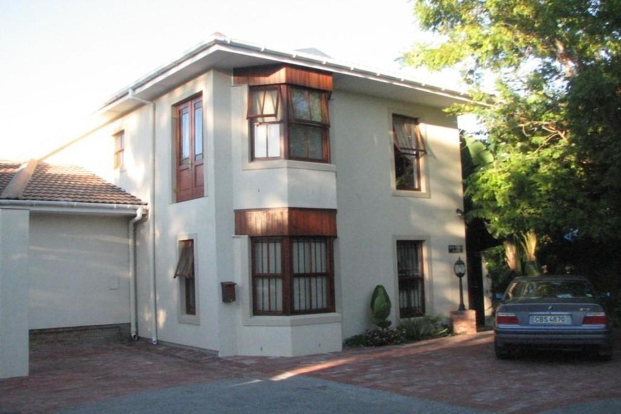 סטלנבוש Magnolia Place Guest Houses מראה חיצוני תמונה