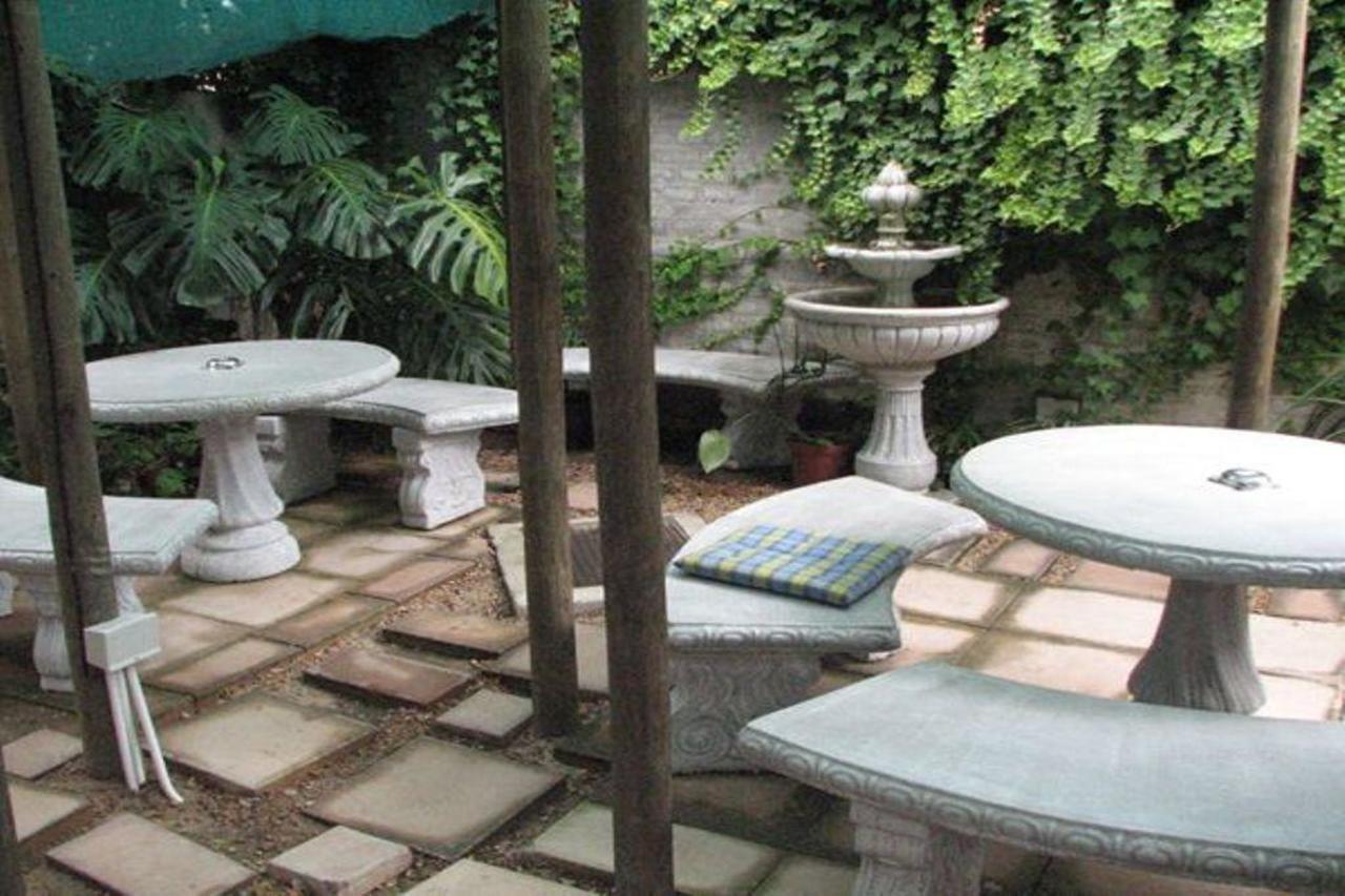 סטלנבוש Magnolia Place Guest Houses מראה חיצוני תמונה