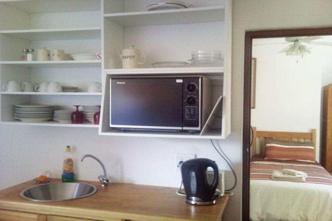 סטלנבוש Magnolia Place Guest Houses מראה חיצוני תמונה