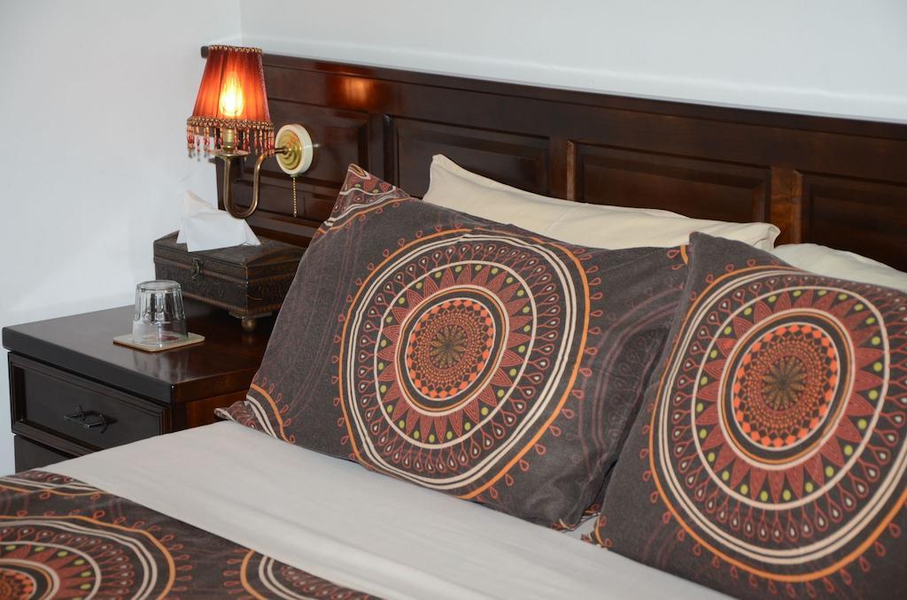 סטלנבוש Magnolia Place Guest Houses מראה חיצוני תמונה