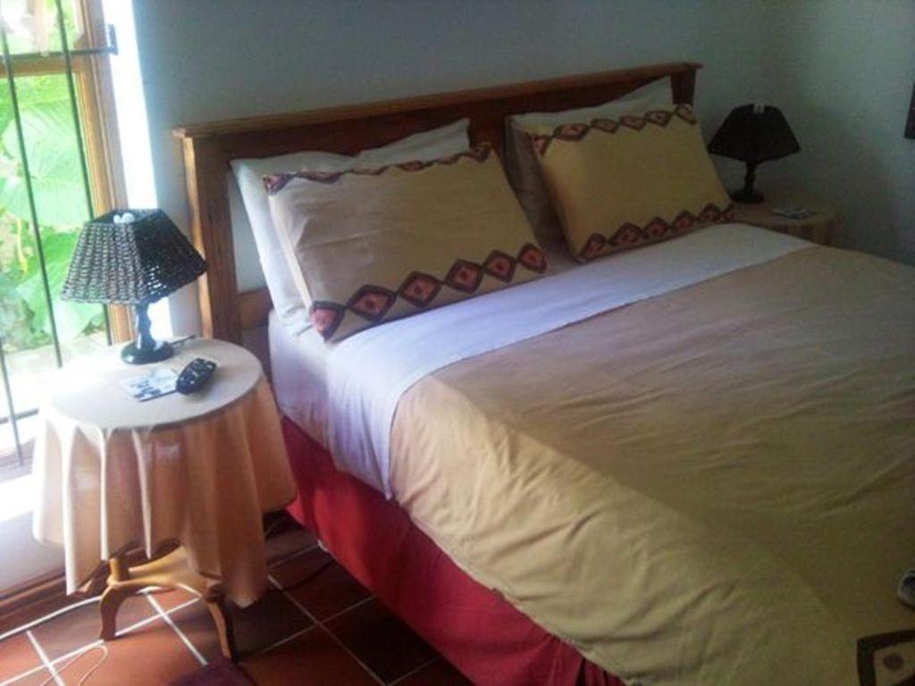 סטלנבוש Magnolia Place Guest Houses מראה חיצוני תמונה