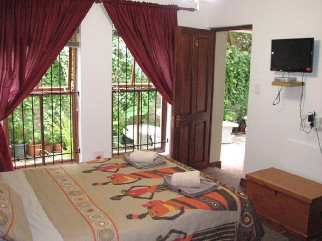 סטלנבוש Magnolia Place Guest Houses מראה חיצוני תמונה
