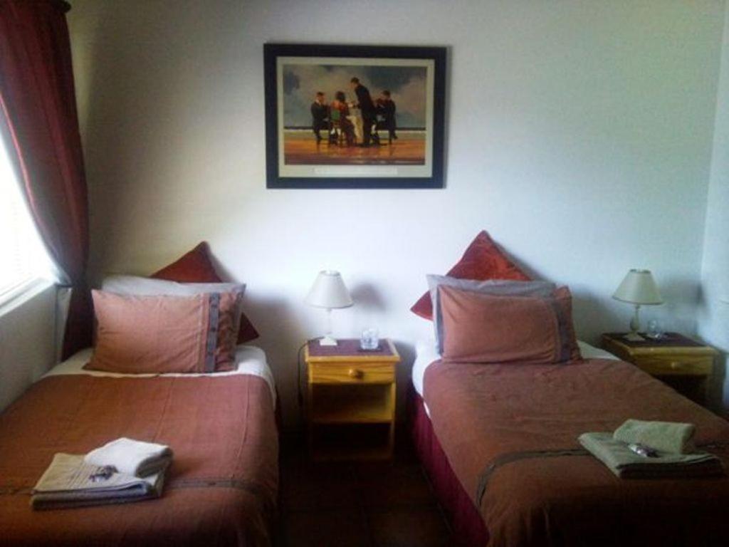 סטלנבוש Magnolia Place Guest Houses חדר תמונה