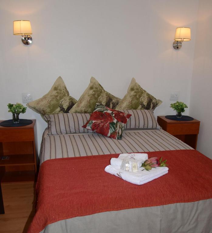 סטלנבוש Magnolia Place Guest Houses חדר תמונה